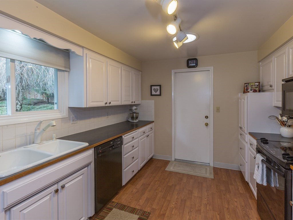 4517 North Center Road Spokane, WA 99212 - Photo 5 of 20 Gallery Image 5