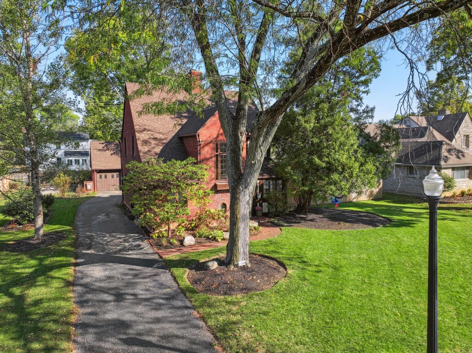 2460 Dover Road Columbus, OH 43209 - Photo 44 of 75 65. 2460 Dover Rd Columbus-65