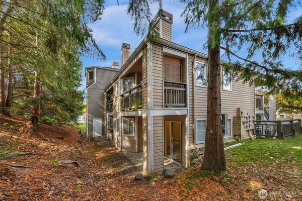 $264,000 | 5300 Harbour Pointe Boulevard, Unit 307A, Mukilteo, WA 98275