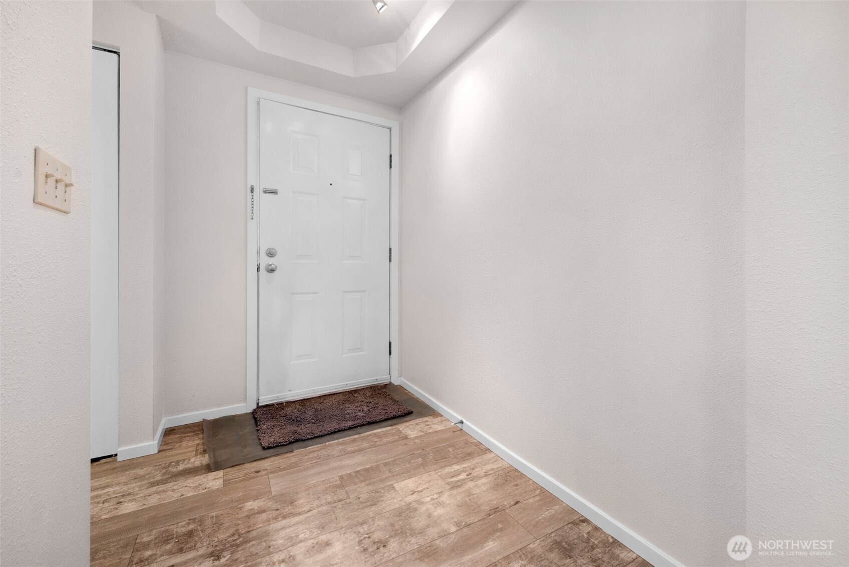 5300 Harbour Pointe Boulevard, Unit 307A Mukilteo, WA 98275 - Photo 3 of 25