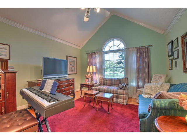 325 Steel Bridge Road Elizabethton, TN 37643 - Photo 17 of 35 sb13