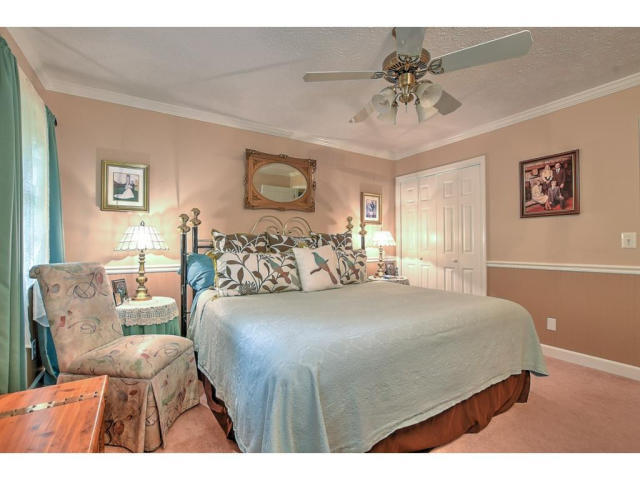 325 Steel Bridge Road Elizabethton, TN 37643 - Photo 19 of 35 sb16