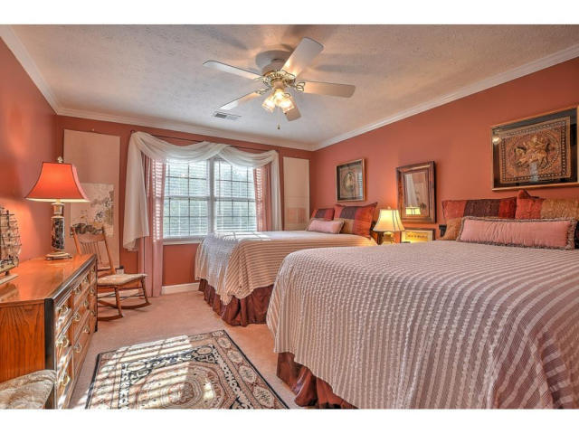 325 Steel Bridge Road Elizabethton, TN 37643 - Photo 20 of 35 sb18