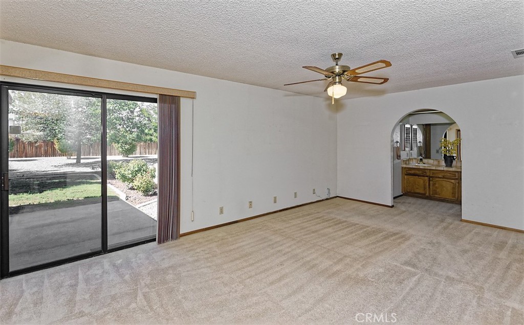 13564 Quapaw Road Apple Valley, CA 92308 - Photo 30 of 52 Original Image Primary Bedroom
