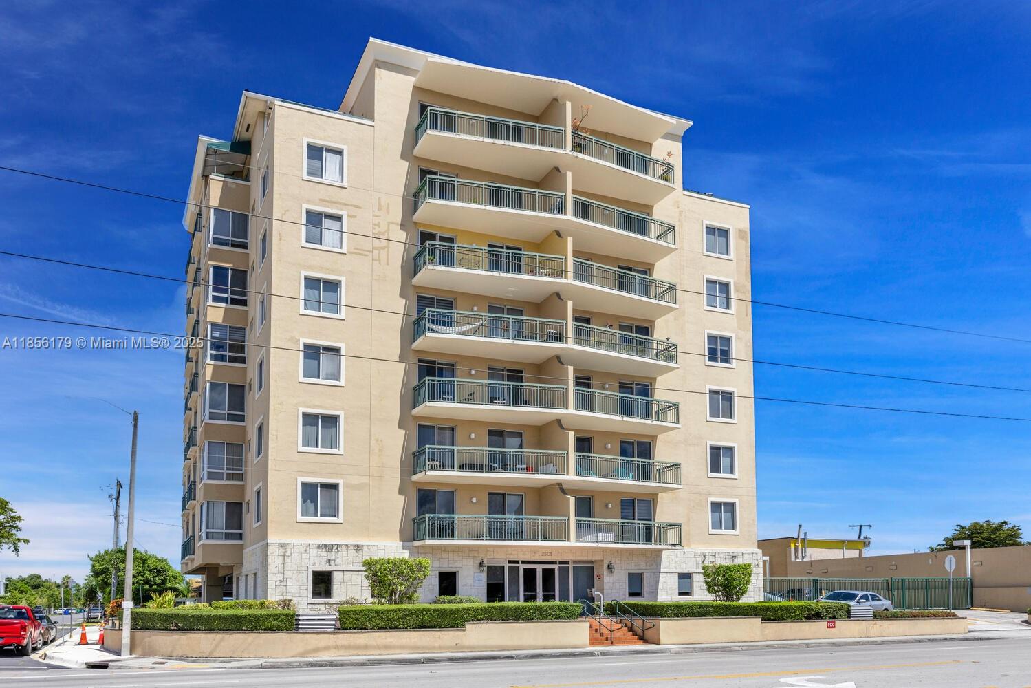 2501 Douglas Road, Unit 606 Miami, FL 33133 - Photo 1 of 40 Gallery Image 1
