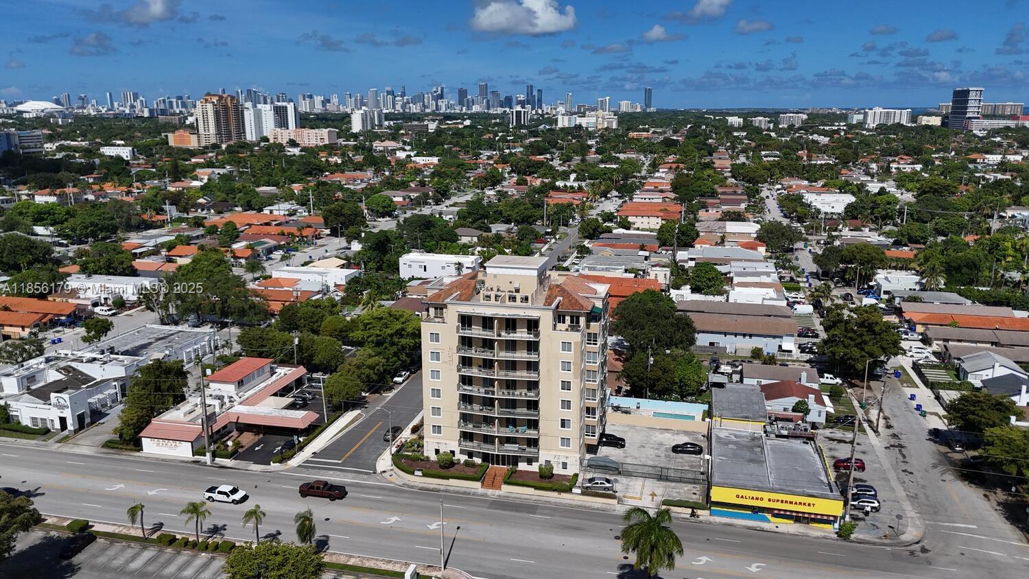 2501 Douglas Road, Unit 606 Miami, FL 33133 - Photo 32 of 40 Gallery Image 32