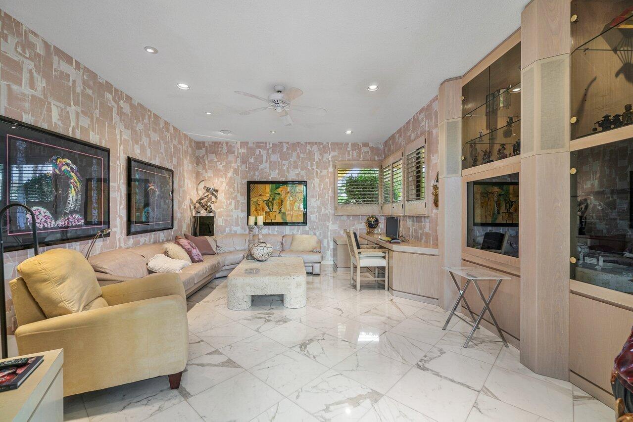 4580 Bocaire Boulevard Boca Raton, FL 33487 - Photo 14 of 55 012-4580BocaireBoulevard-BocaRaton-FL-33