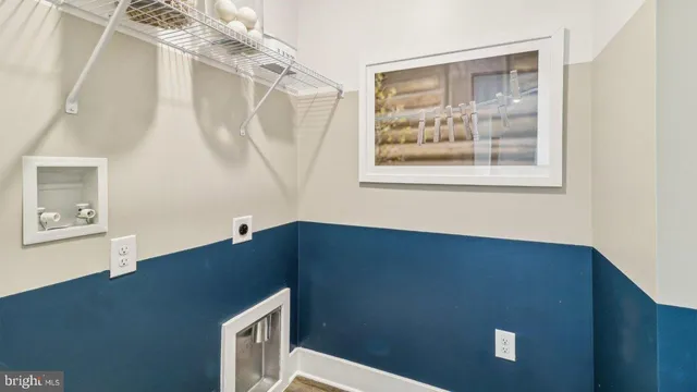 a view of a hallway with workspace