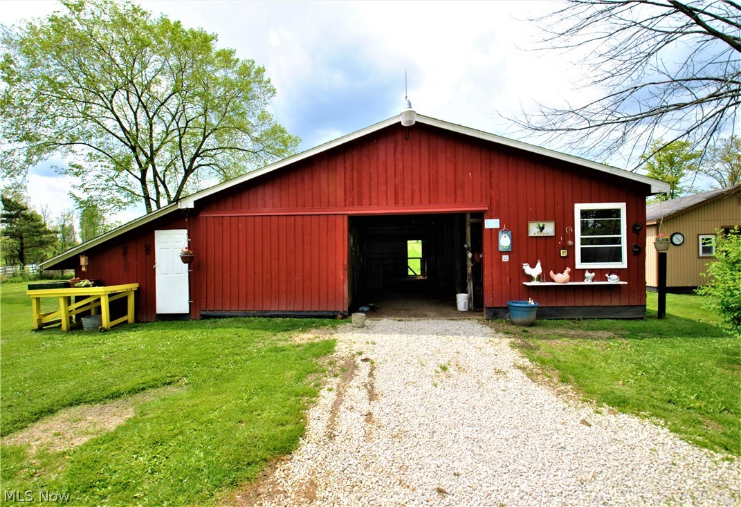 4970 Beach Road Medina, OH 44256 - Photo 27 of 35 Gallery Image 27