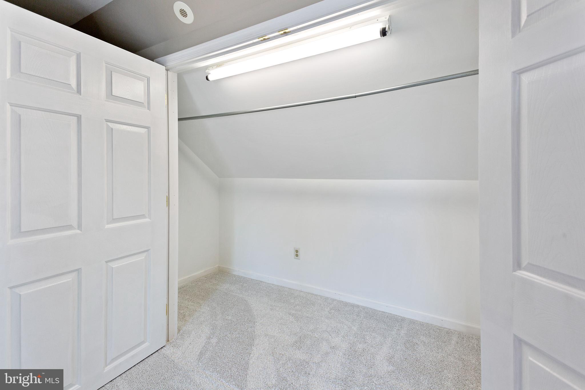 313 Clear Spring Road Lansdale, PA 19446 - Photo 14 of 30 Gallery Image 14