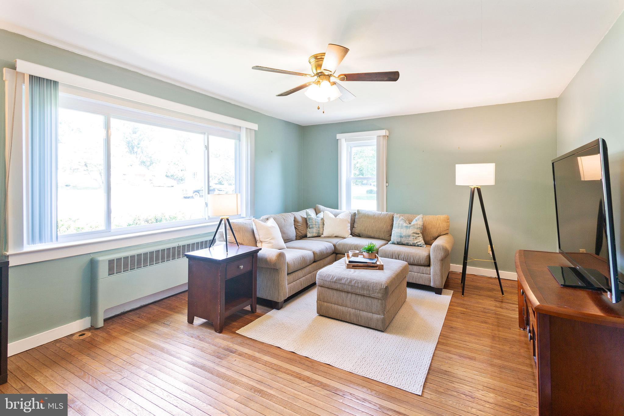 313 Clear Spring Road Lansdale, PA 19446 - Photo 6 of 30 Gallery Image 6