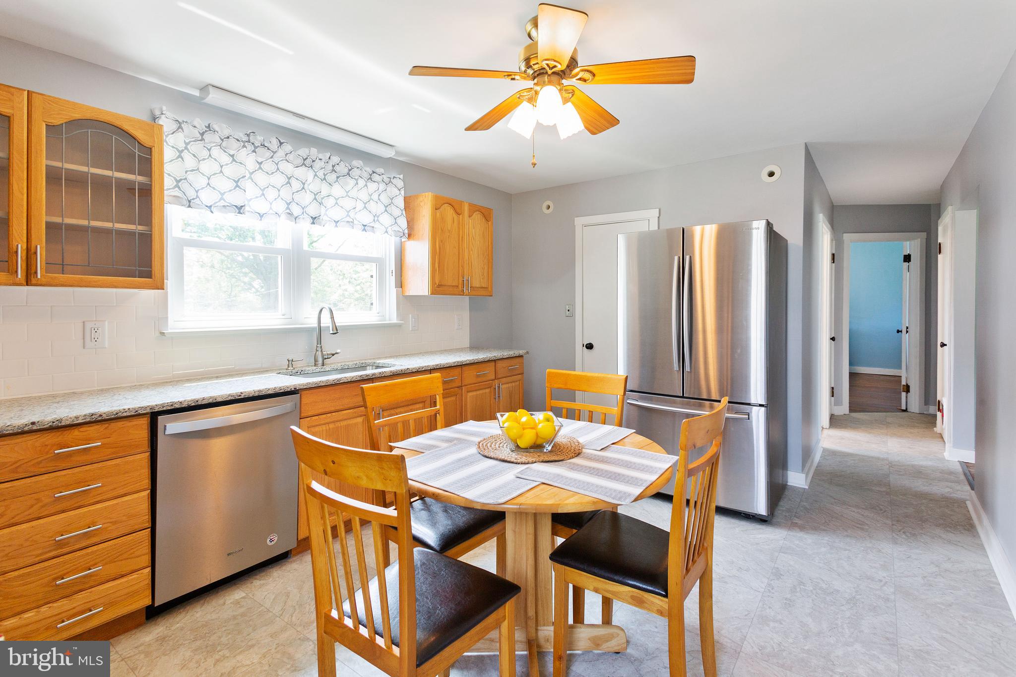 313 Clear Spring Road Lansdale, PA 19446 - Photo 8 of 30 Gallery Image 8