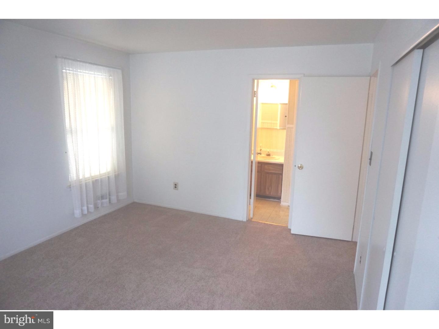 79 Dover Road Westampton, NJ 08060 - Photo 11 of 25 Bedroom - Main