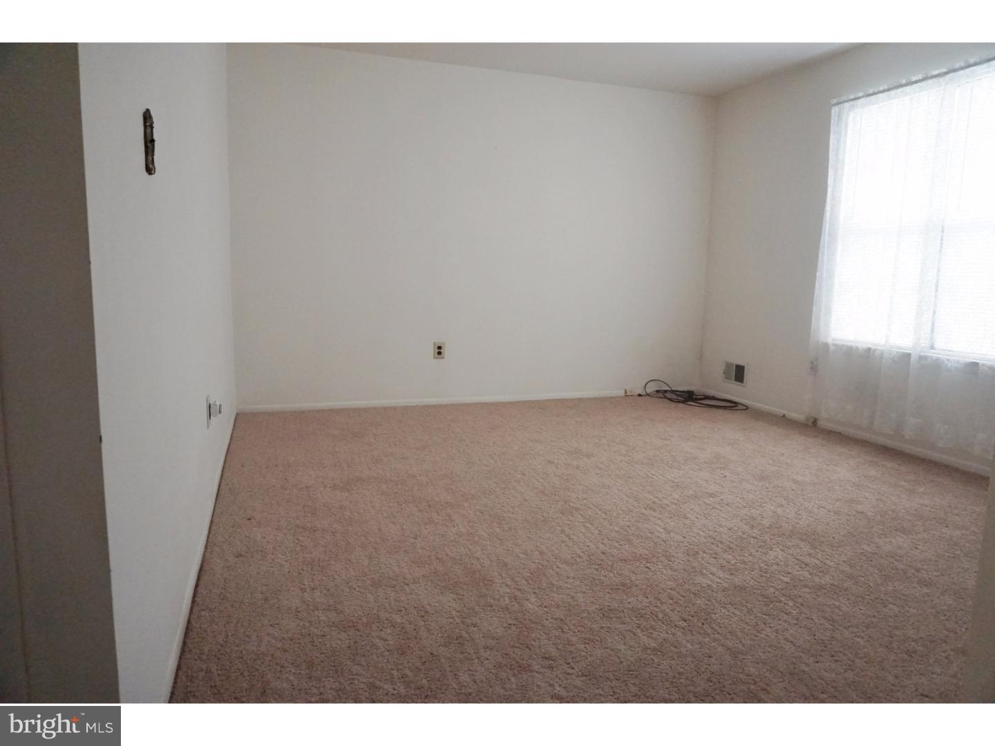 79 Dover Road Westampton, NJ 08060 - Photo 17 of 25 Family Room