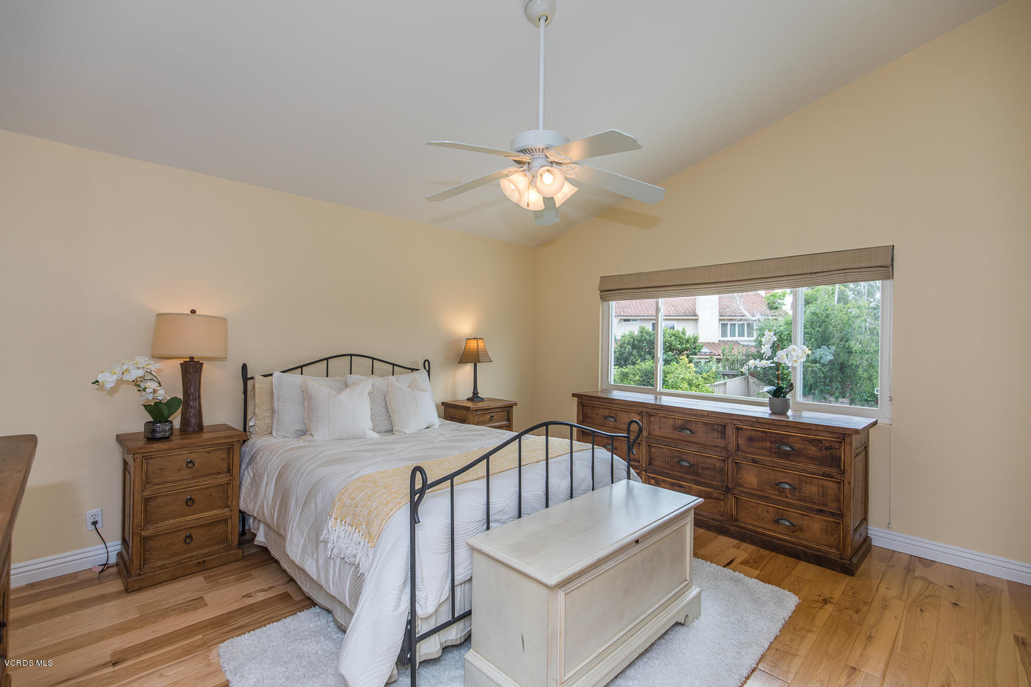 3544 Radcliffe Road Thousand Oaks, CA 91360 - Photo 18 of 27 a bedroom with a bed dresser and a window