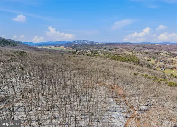 $725,000 | 580 Braeburn Drive, Augusta, WV 26704