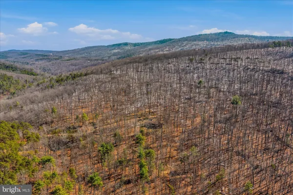 $725,000 | 580 Braeburn Drive, Augusta, WV 26704