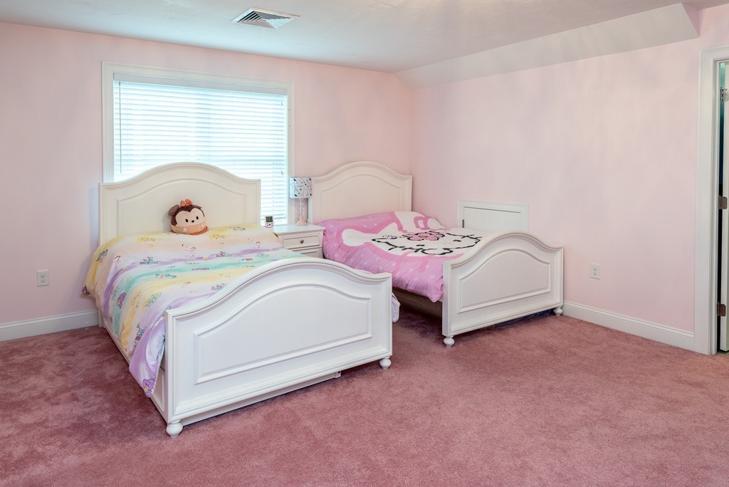 48 Beaver Pond Road, Unit 48 Milford, MA 01757 - Photo 12 of 23 Gallery Image 12