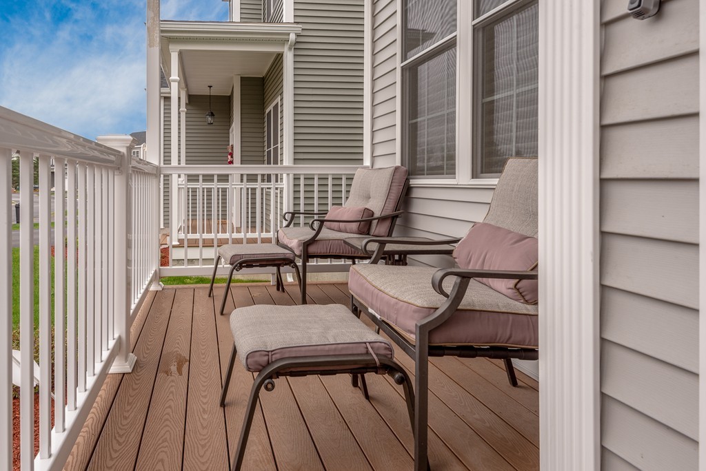 48 Beaver Pond Road, Unit 48 Milford, MA 01757 - Photo 2 of 23 Gallery Image 2