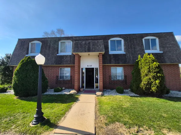 $559,900 | 8137 Pine Island Terrace, Unit N, Crown Point, IN 46307