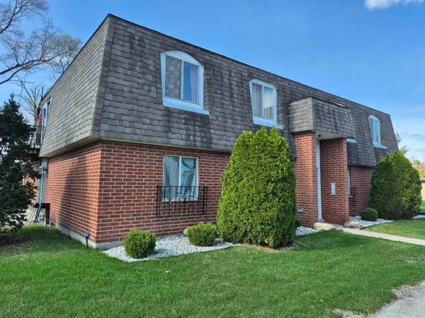 $559,900 | 8137 Pine Island Terrace, Unit N, Crown Point, IN 46307
