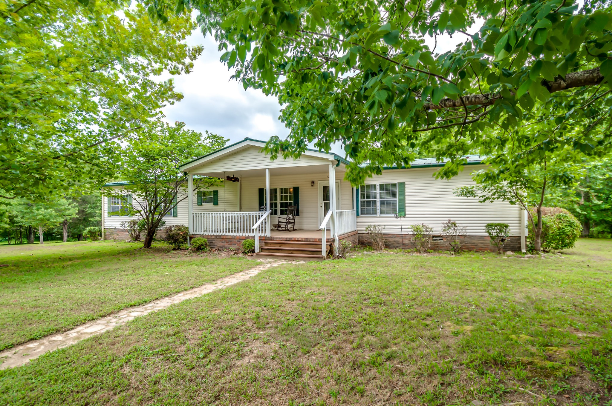 168 Broyhill Road Hohenwald, TN 38462 - Photo 2 of 37 Gallery Image 2