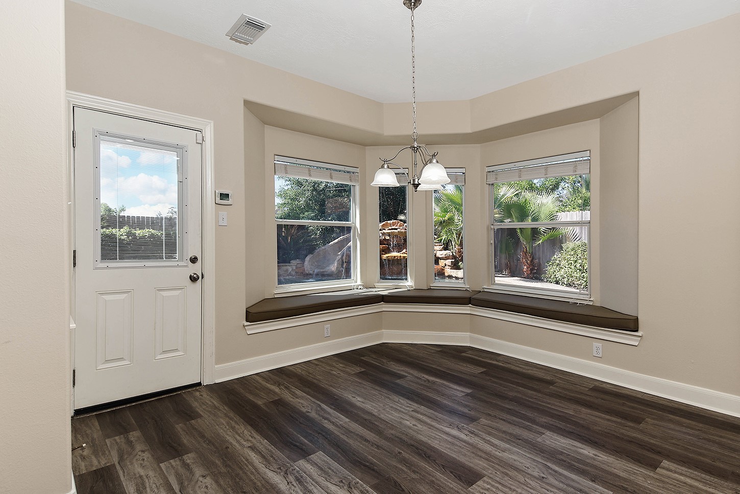 6327 Spring Creek Oaks Drive Spring, TX 77379 - Photo 10 of 33