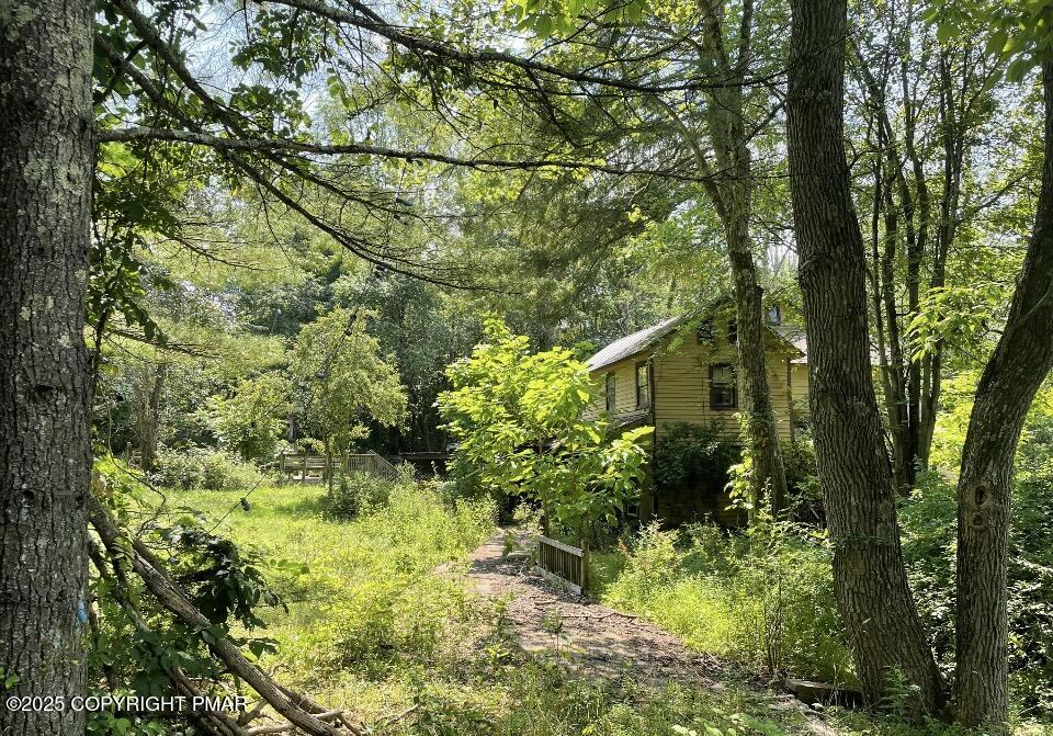 410 Hunters Farm Road Henryville, PA 18332 - Photo 8 of 11 IMG_7025