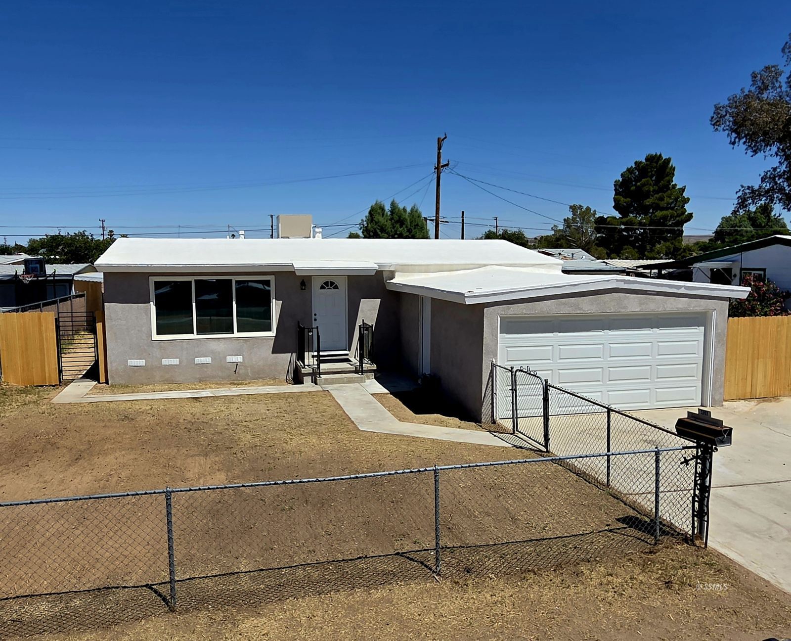 408 North Alvord Street Ridgecrest, CA 93555 - Photo 2 of 50