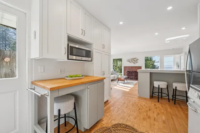 $995,000 | 209 Fairlawn Drive, Berkeley, CA 94708