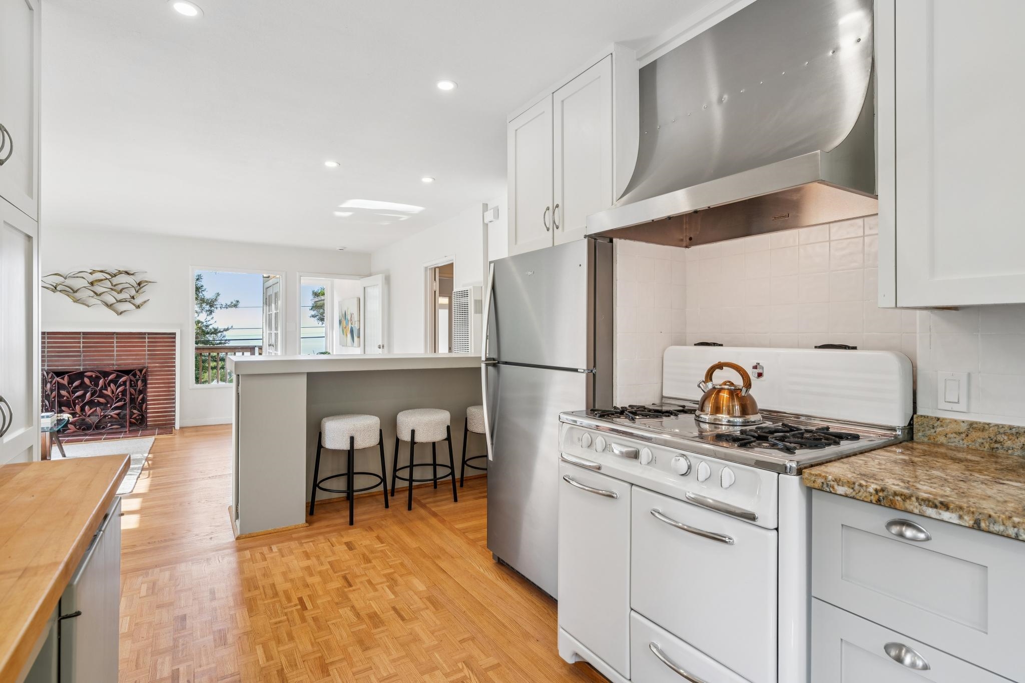 209 Fairlawn Drive Berkeley, CA 94708 - Photo 20 of 60