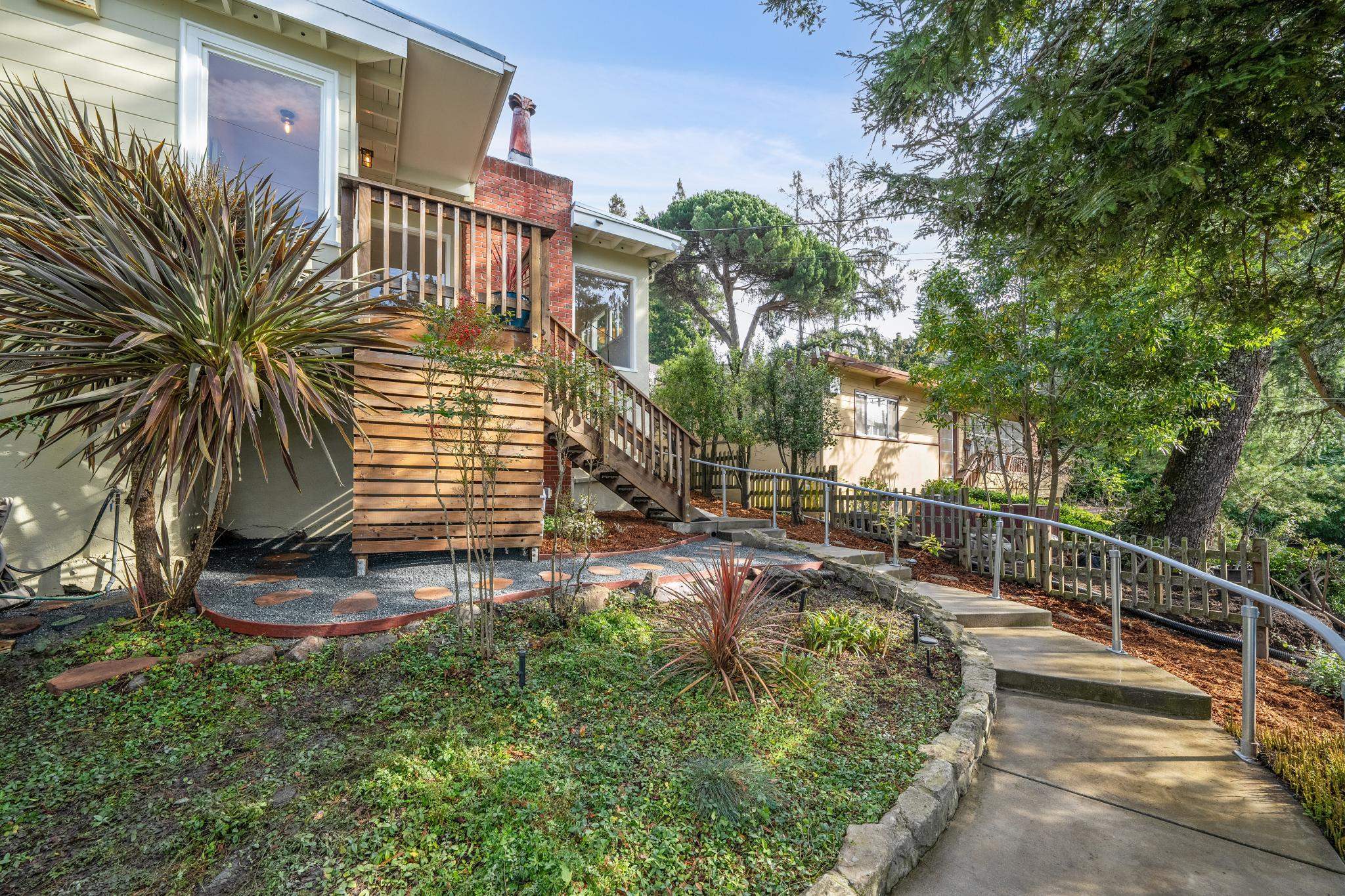 209 Fairlawn Drive Berkeley, CA 94708 - Photo 3 of 60