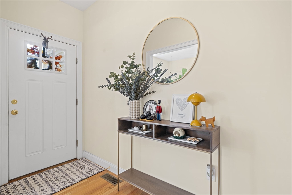 7 Lilac Circle, Unit B Groton, MA 01450 - Photo 19 of 41