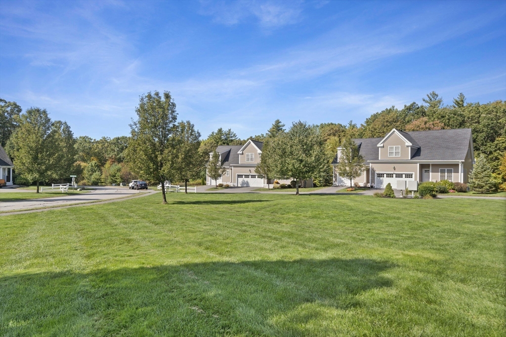 7 Lilac Circle, Unit B Groton, MA 01450 - Photo 33 of 41