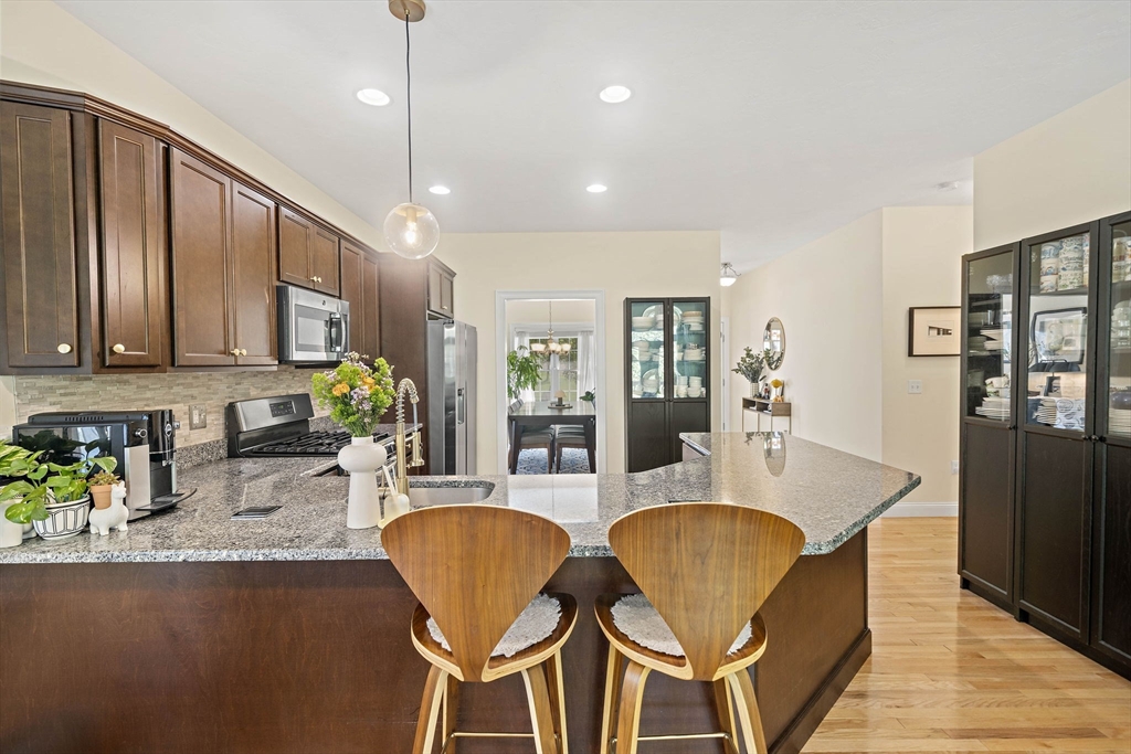 7 Lilac Circle, Unit B Groton, MA 01450 - Photo 10 of 41