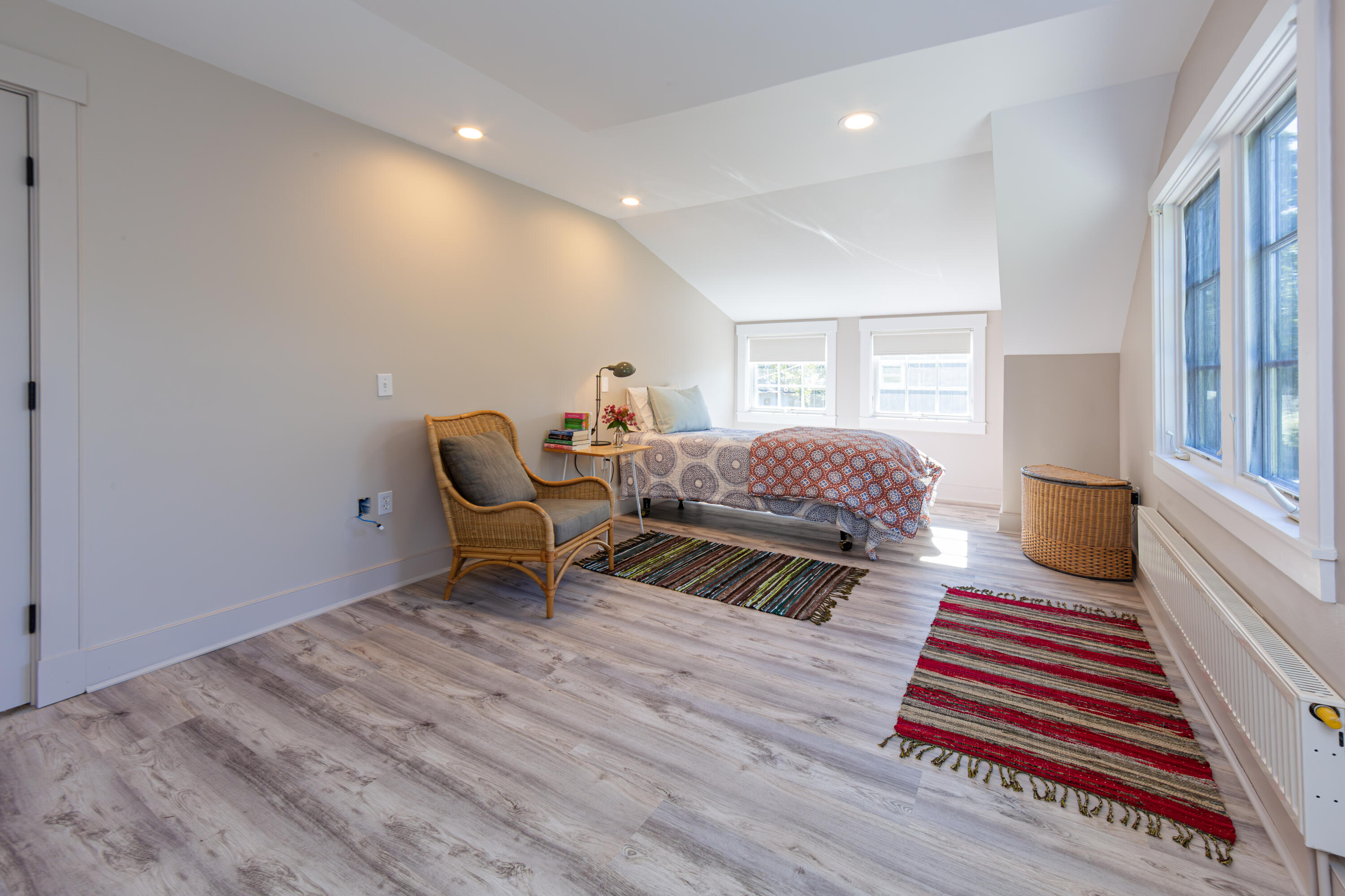 5 Spruce Street Mount Desert, ME 04662 - Photo 19 of 31 5-Spruce-Interior-16