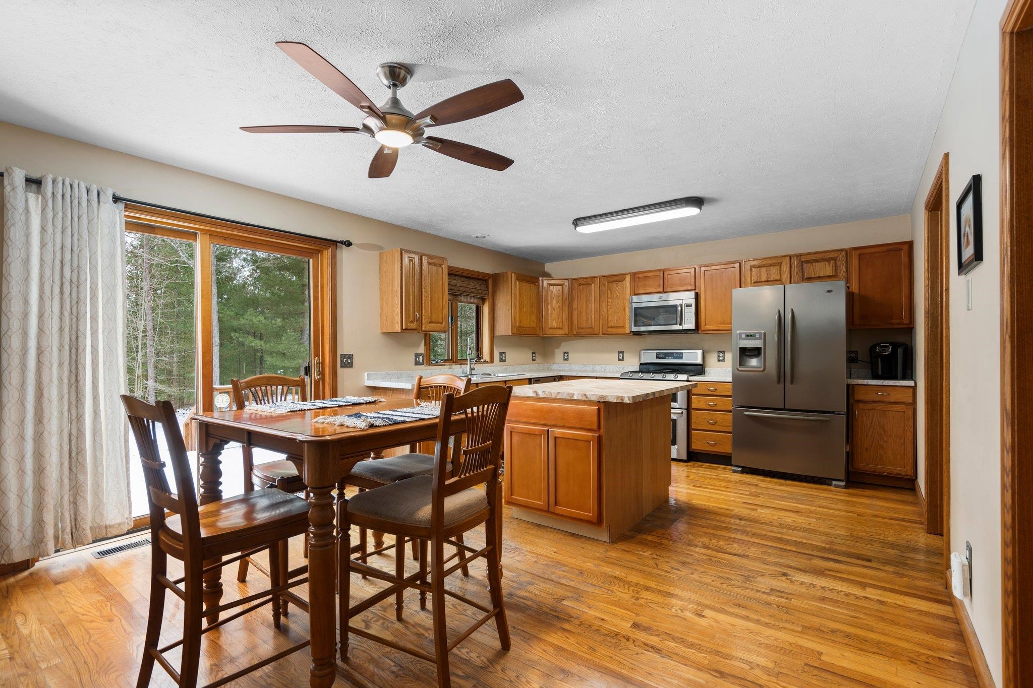 961 West Long Lake Road Traverse City, MI 49685 - Photo 5 of 32