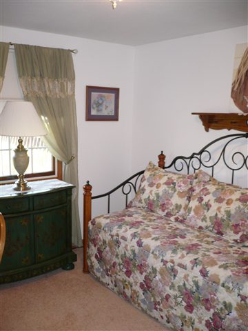 903 Hampton Road Washington, IL 61571 - Photo 10 of 15 Gallery Image 10