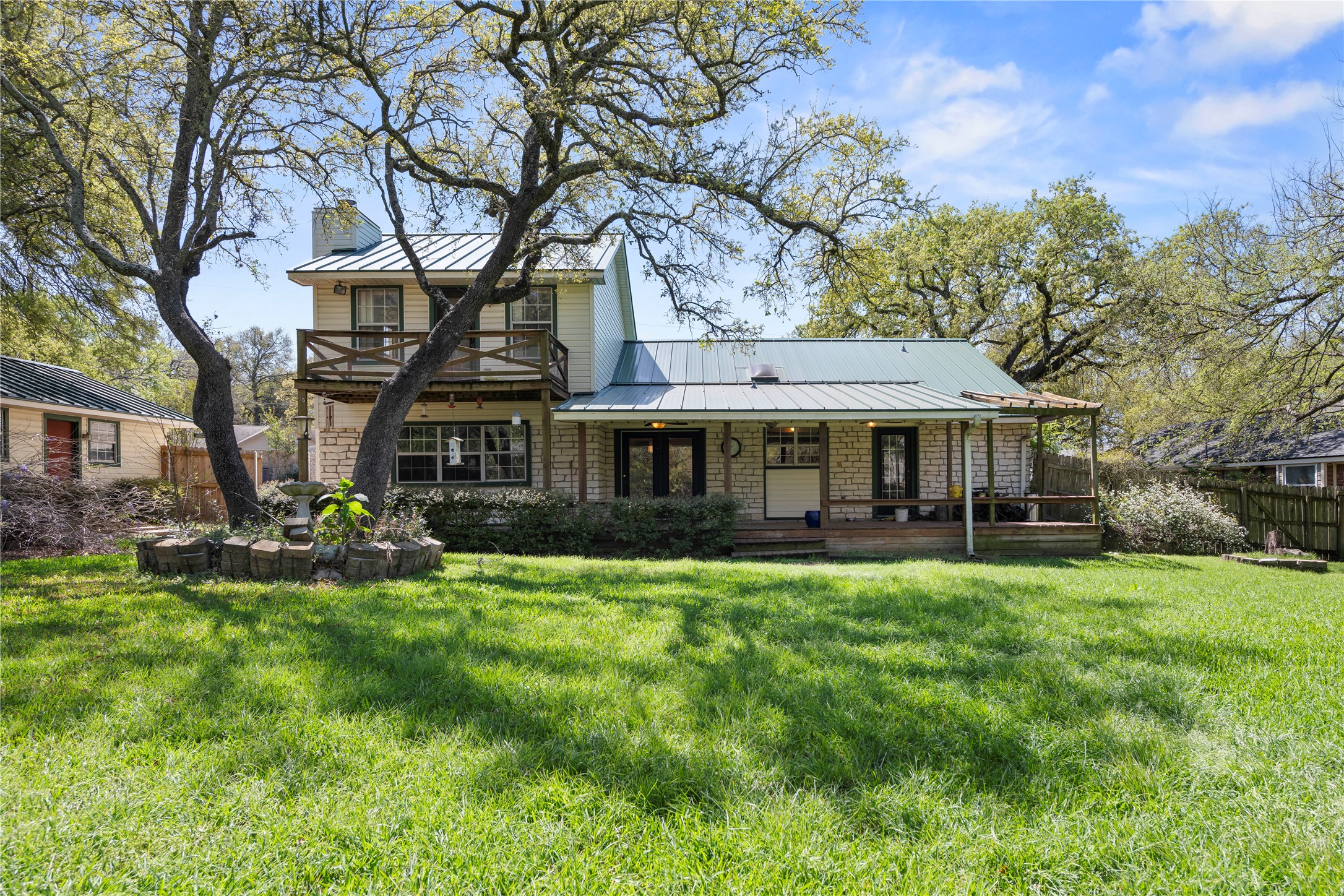 986 Benchmark Trail Belton, TX 76513 - Photo 29 of 31 a view of a house with a yard
