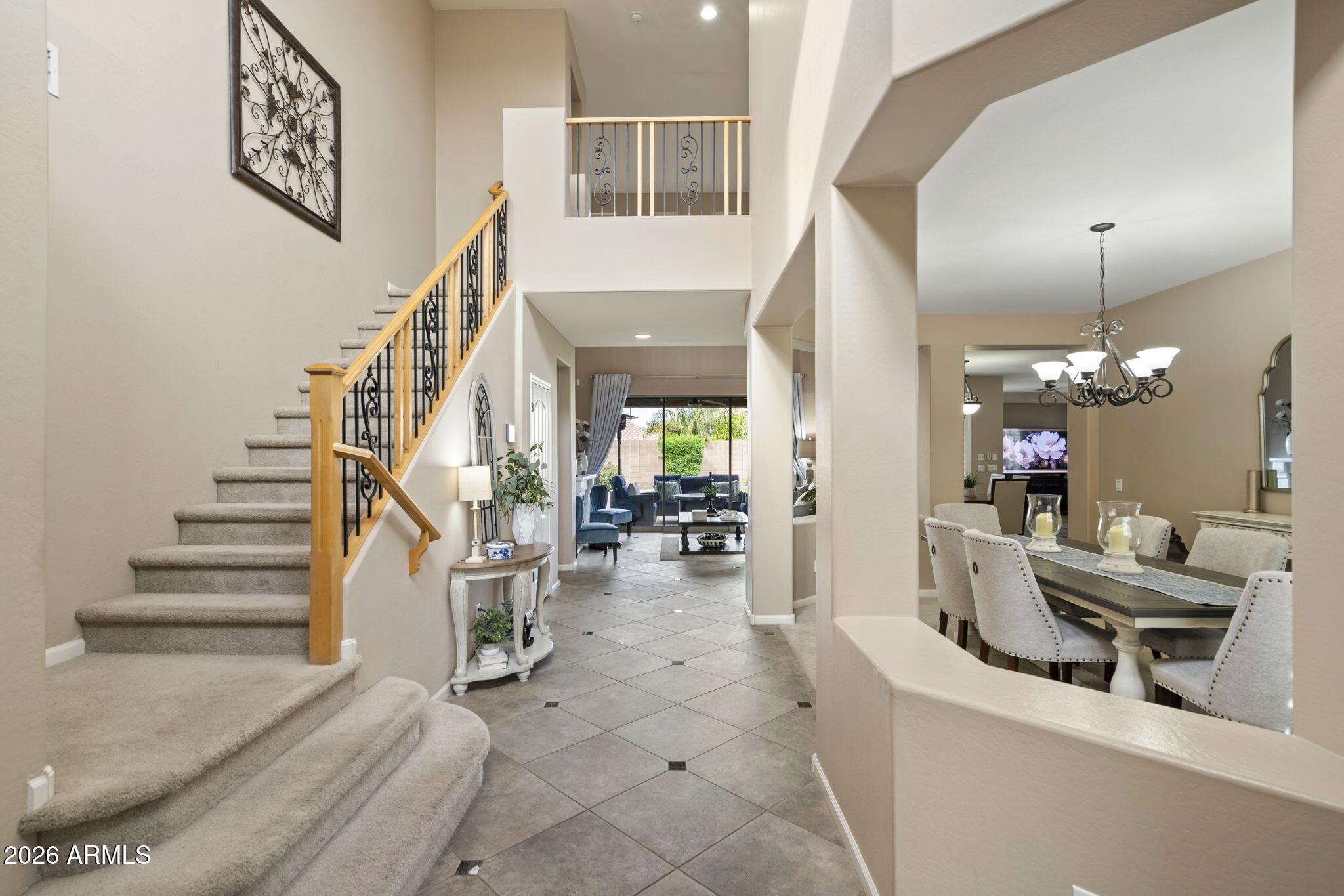 6732 South Fawn Avenue Gilbert, AZ 85298 - Photo 2 of 45 Entry