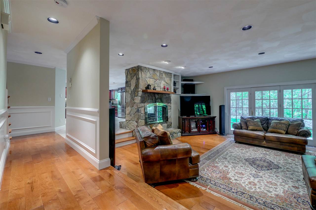 68 Haverhill Road Salem, NH 03079 - Photo 17 of 40