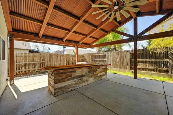 $625,000 | 1619 7th Street, Hughson, CA 95326