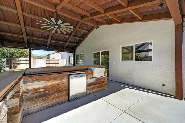 $625,000 | 1619 7th Street, Hughson, CA 95326