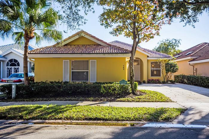 142 Hampton Circle Jupiter, FL 33458 - Photo 3 of 24 Street view of front