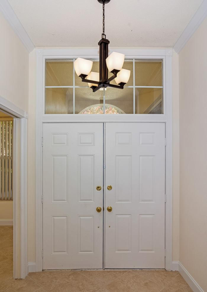 142 Hampton Circle Jupiter, FL 33458 - Photo 10 of 24 Frontdoor