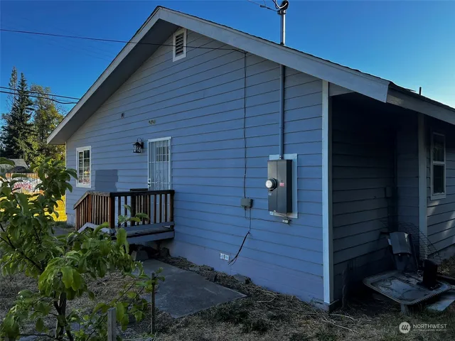 $142,500 | 400 1st Street, White Swan, WA 98952