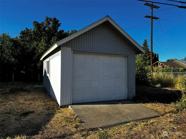 $142,500 | 400 1st Street, White Swan, WA 98952