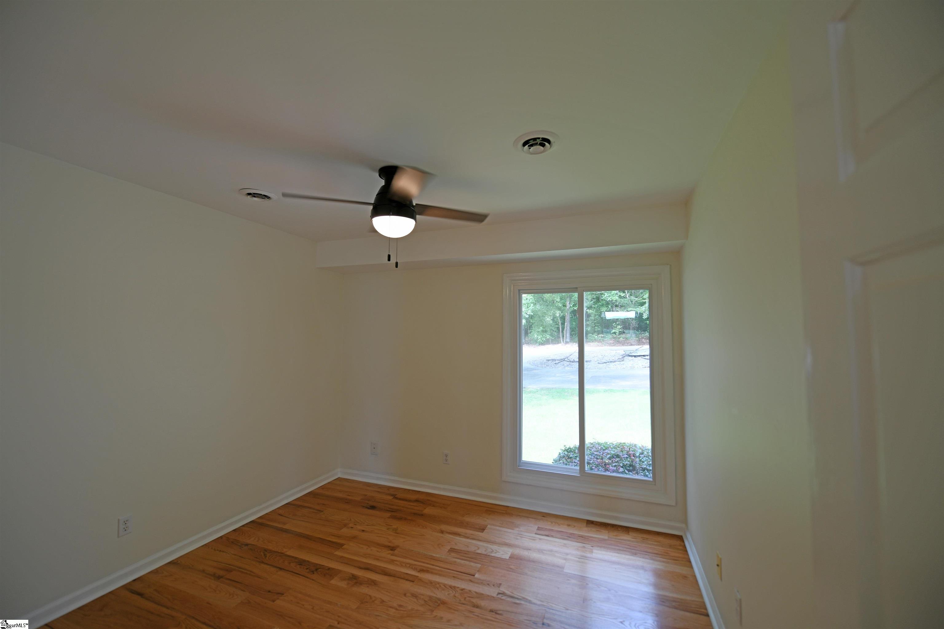 106 Kuchta Road Greenwood, SC 29649 - Photo 10 of 31 Gallery Image 10