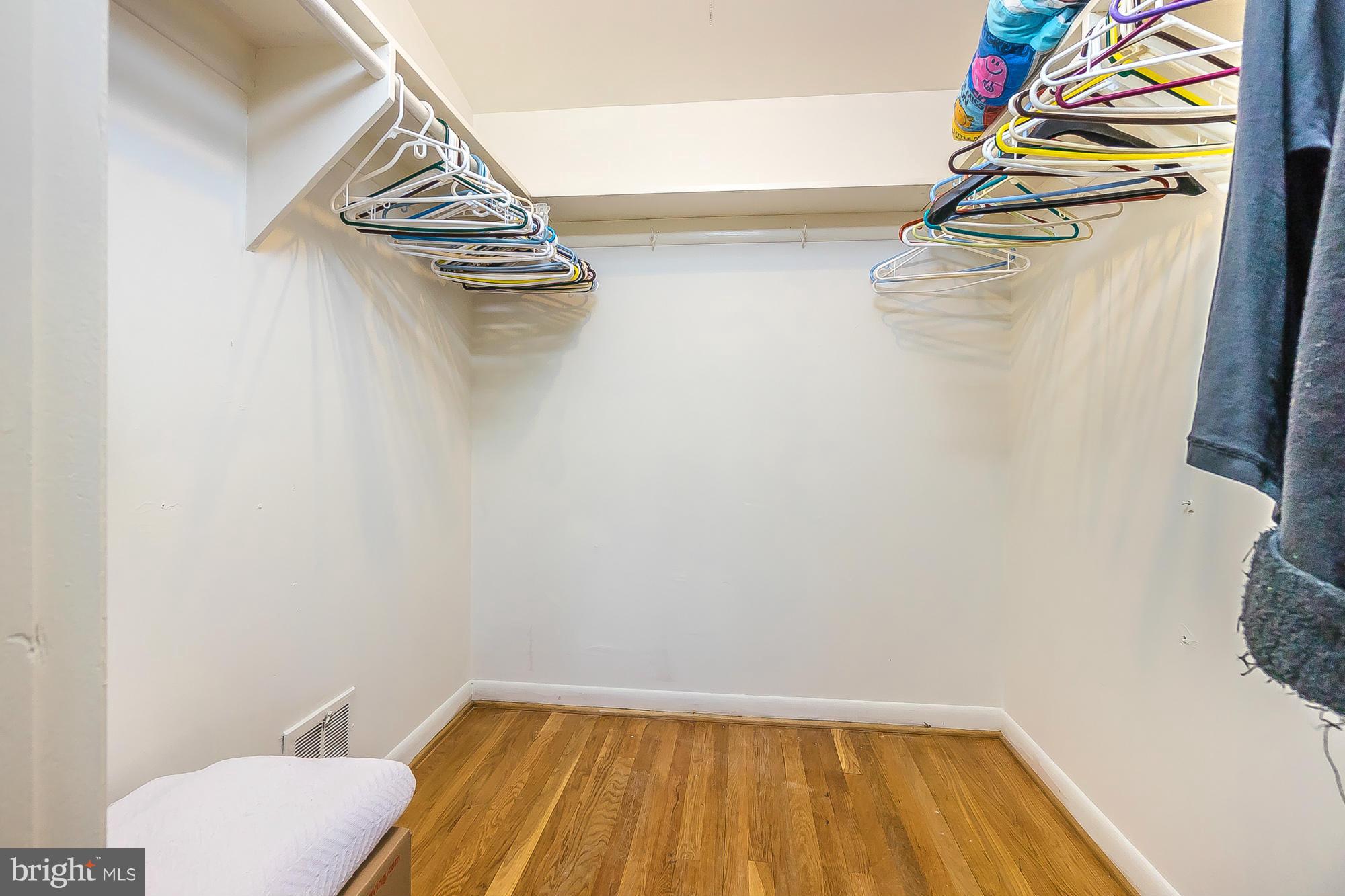 114 Bluff Terrace Silver Spring, MD 20902 - Photo 22 of 29 Bedroom (Master) walk in closet