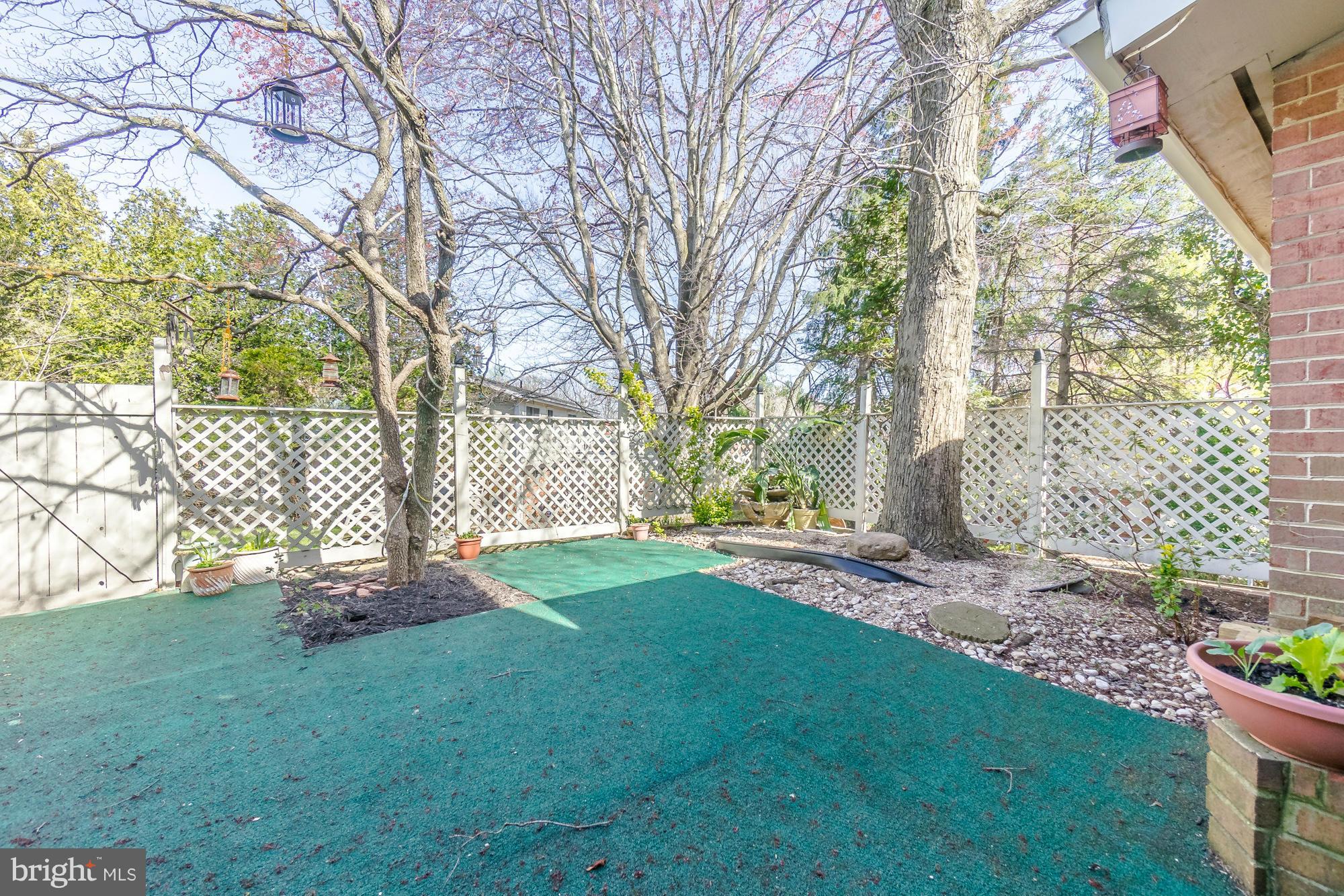 114 Bluff Terrace Silver Spring, MD 20902 - Photo 26 of 29 Exterior (Rear)